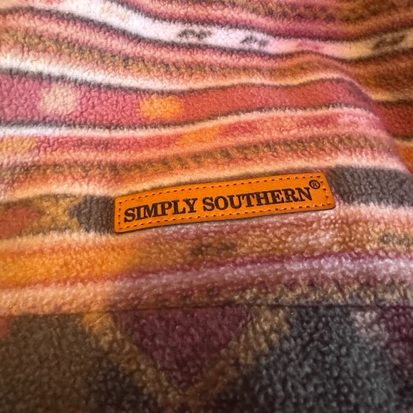 Aztec Pullover - Picture 2 of 4